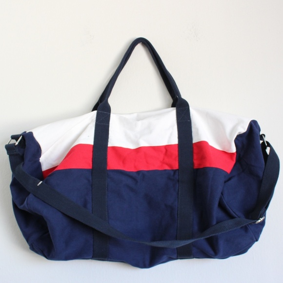 NWT Brandy Melville Striped Duffle Bag - Picture 2 of 4